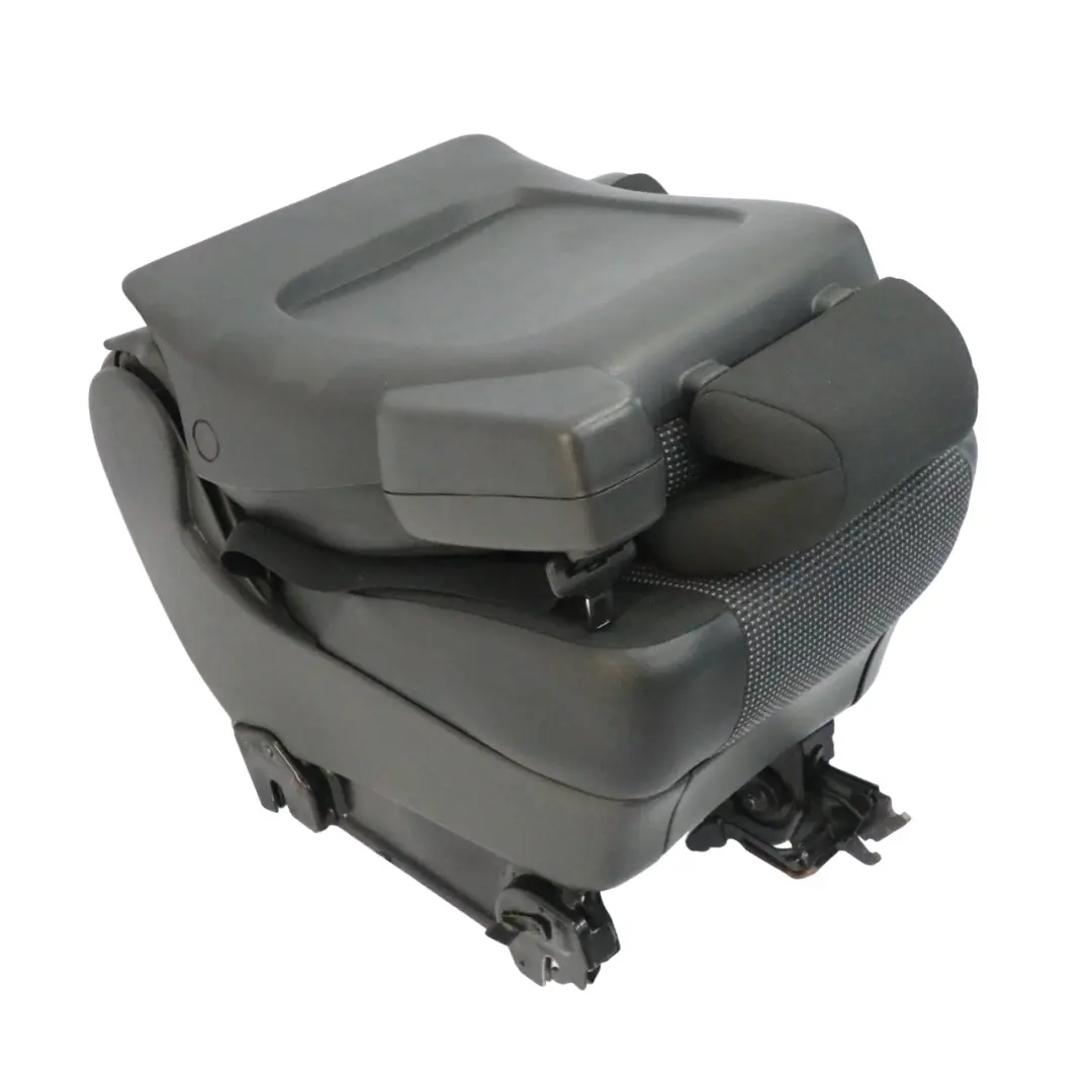 Sedili posteriori a tre posti in panchina a sinistra Parte Mixto Mercedes W639 - SKU A6399509605-1 - Numero di parte A6399509605