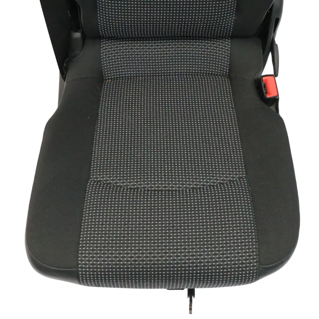 Sedili posteriori a tre posti in panchina a sinistra Parte Mixto Mercedes W639 - SKU A6399509605-1 - Numero di parte A6399509605