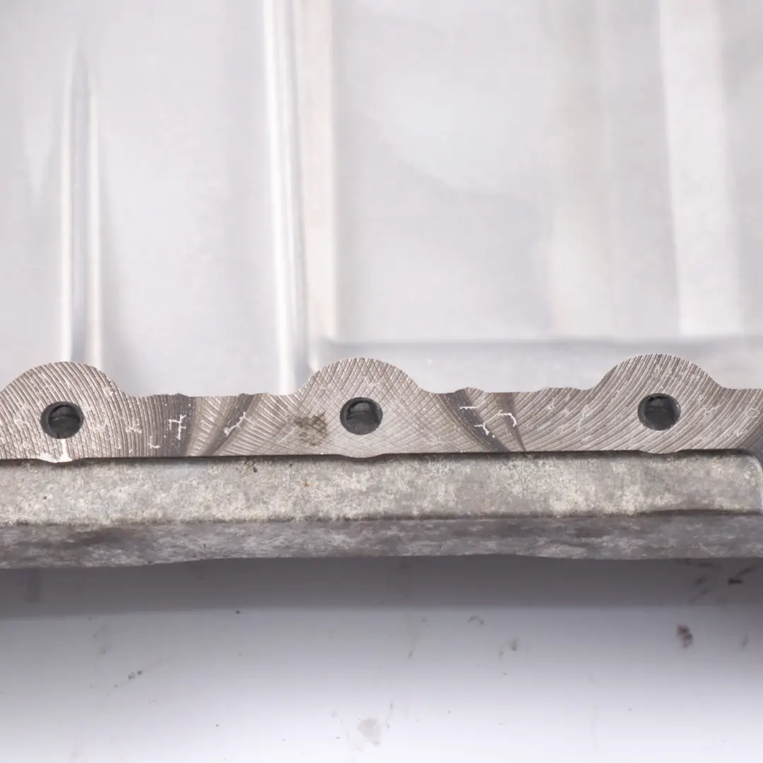 OM642 Diesel Coppa Olio Motore Automatico per Mercedes W166 con numero di parte A6420145302 Mercedes W166 OM642 Diesel Coppa Olio Motore Automatico - SKU A6420145302 - Numero di parte A6420145302