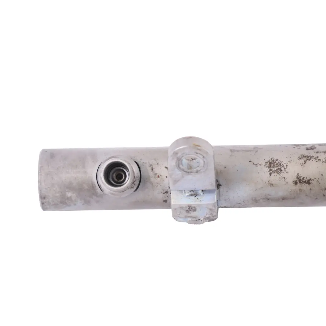 W642 OM642 Linea alimentazione pressione guida iniezione per Mercedes con numero di parte A6420702495 Mercedes W642 OM642 Linea alimentazione pressione guida iniezione - SKU A6420702495 - Numero di parte A6420702495