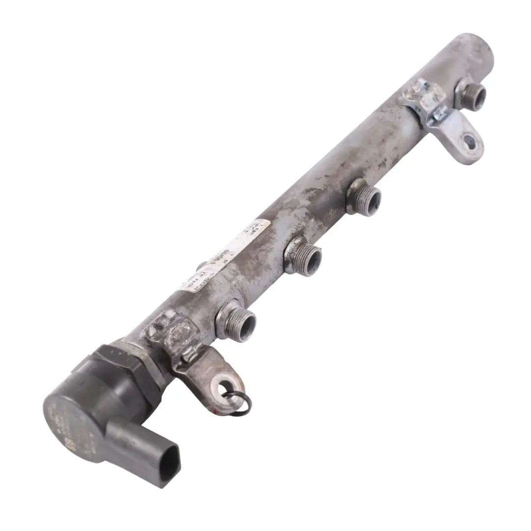 Mercedes W203 OM642 Fuel Injection Rail High Pressure Supply Line - SKU A6420702495 - Part number A6420702495