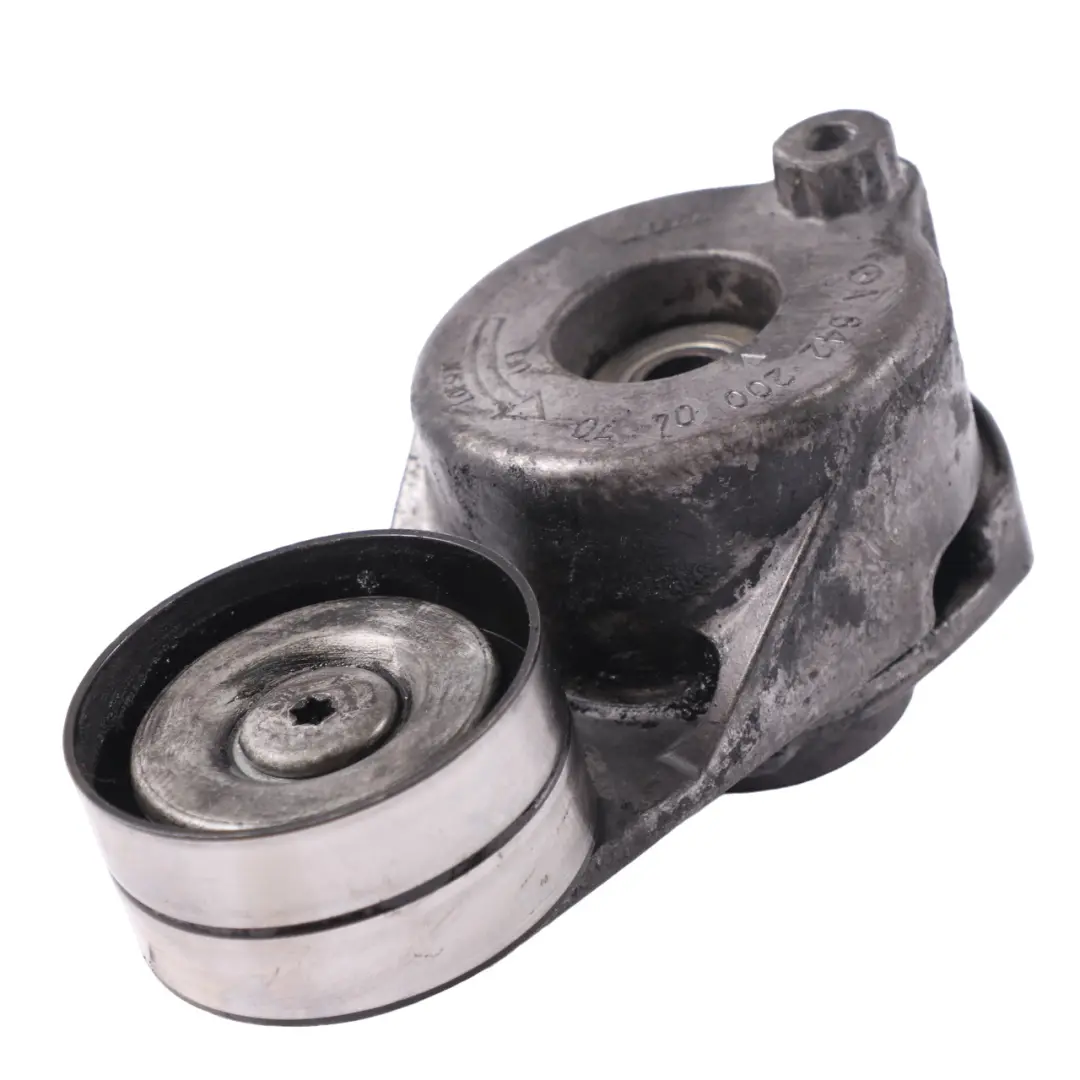 OM642 Motor Riemenan Trieb Spann Rolle für Mercedes W164 W221 W251 mit Teilenummer A6422000470 Mercedes W164 W221 W251 OM642 Motor Riemenan Trieb Spann Rolle - SKU A6422000470 - Teilenummer A6422000470