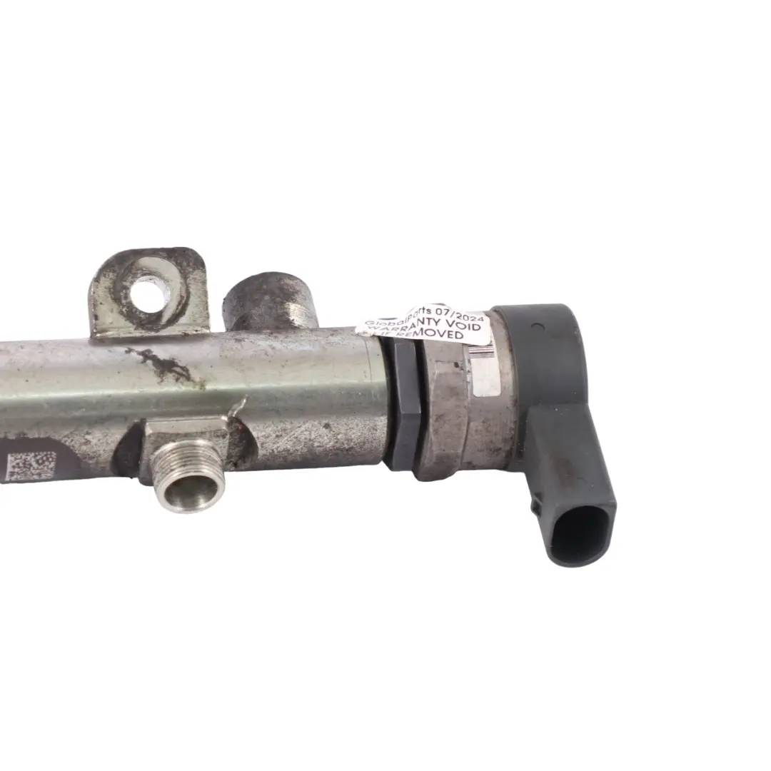 OM646 inyector combustible presión Rail Line A6460701895 para Mercedes W639 W906 con número de pieza A6460702095 Mercedes W639 W906 OM646 inyector combustible presión Rail Line A6460701895 - SKU A6460701895-2 - Número de pieza A6460702095