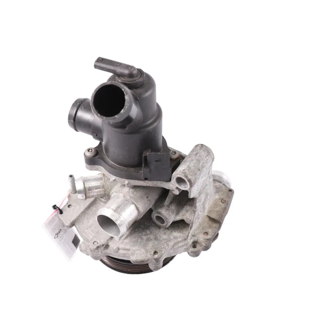 OM651 Dieselmotor Wasserpumpe Kühlmittel Einheit für Mercedes W176 mit Teilenummer A6512004300 Mercedes W176 OM651 Dieselmotor Wasserpumpe Kühlmittel Einheit - SKU A6512004300 - Teilenummer A6512004300