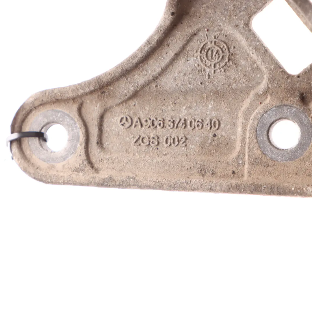 Gangschaltung Widerlager Halter Halterung Stütze für Mercedes W906 mit Teilenummer A9063740640 Mercedes W906 Gangschaltung Widerlager Halter Halterung Stütze - SKU A9063740640 - Teilenummer A9063740640