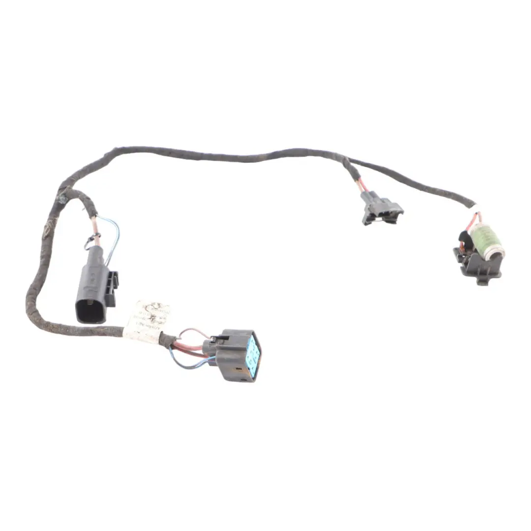 Radiator Fan Wiring Harness WH1153 A6394406351 to Mercedes Sprinter W906 Diesel with Part number A9064400138 Mercedes Sprinter W906 Diesel Radiator Fan Wiring Harness WH1153 A6394406351 - SKU A9064400138 - Part number A9064400138
