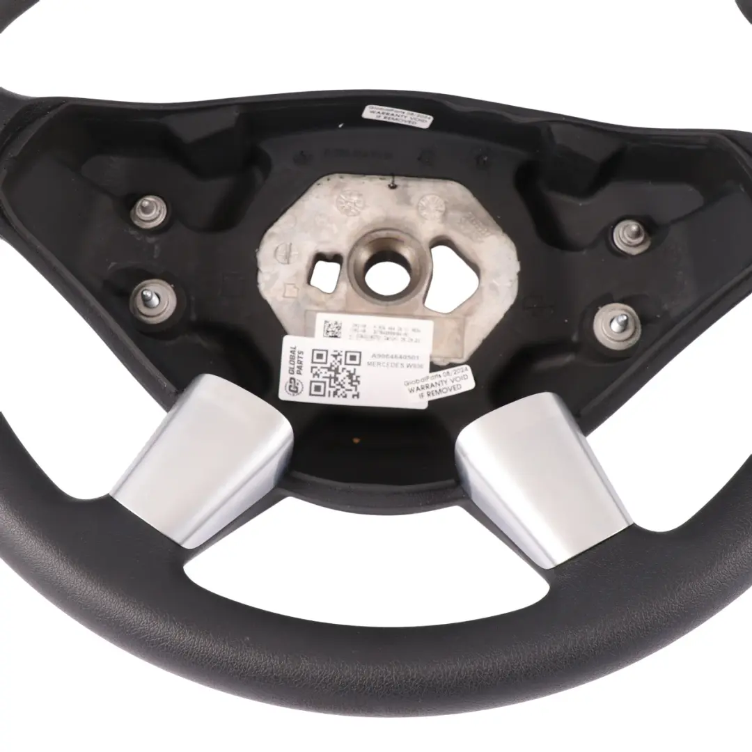 Cuero Negro para Mercedes Sprinter W906 Volante con número de pieza A9064640501 Mercedes Sprinter W906 Volante Cuero Negro - SKU A9064640501 - Número de pieza A9064640501