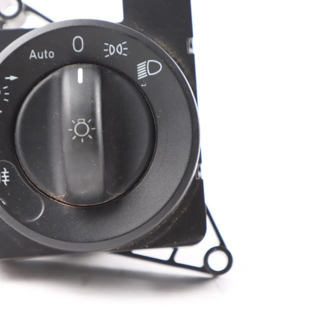 Dashboard Lamp Switch Head Light Control Unit Panel to Mercedes W906 with Part number A9065450604 Mercedes W906 Dashboard Lamp Switch Head Light Control Unit Panel - SKU A9065450604 - Part number A9065450604