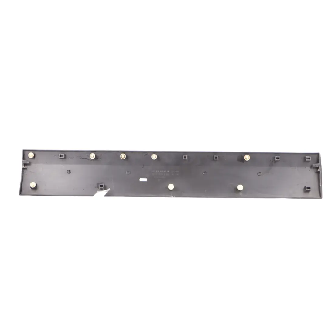 Schiebetürleiste Zierleiste Abdeckung Rechts Mercedes Sprinter W906 - SKU A9066901800 - Teilenummer A9066901800