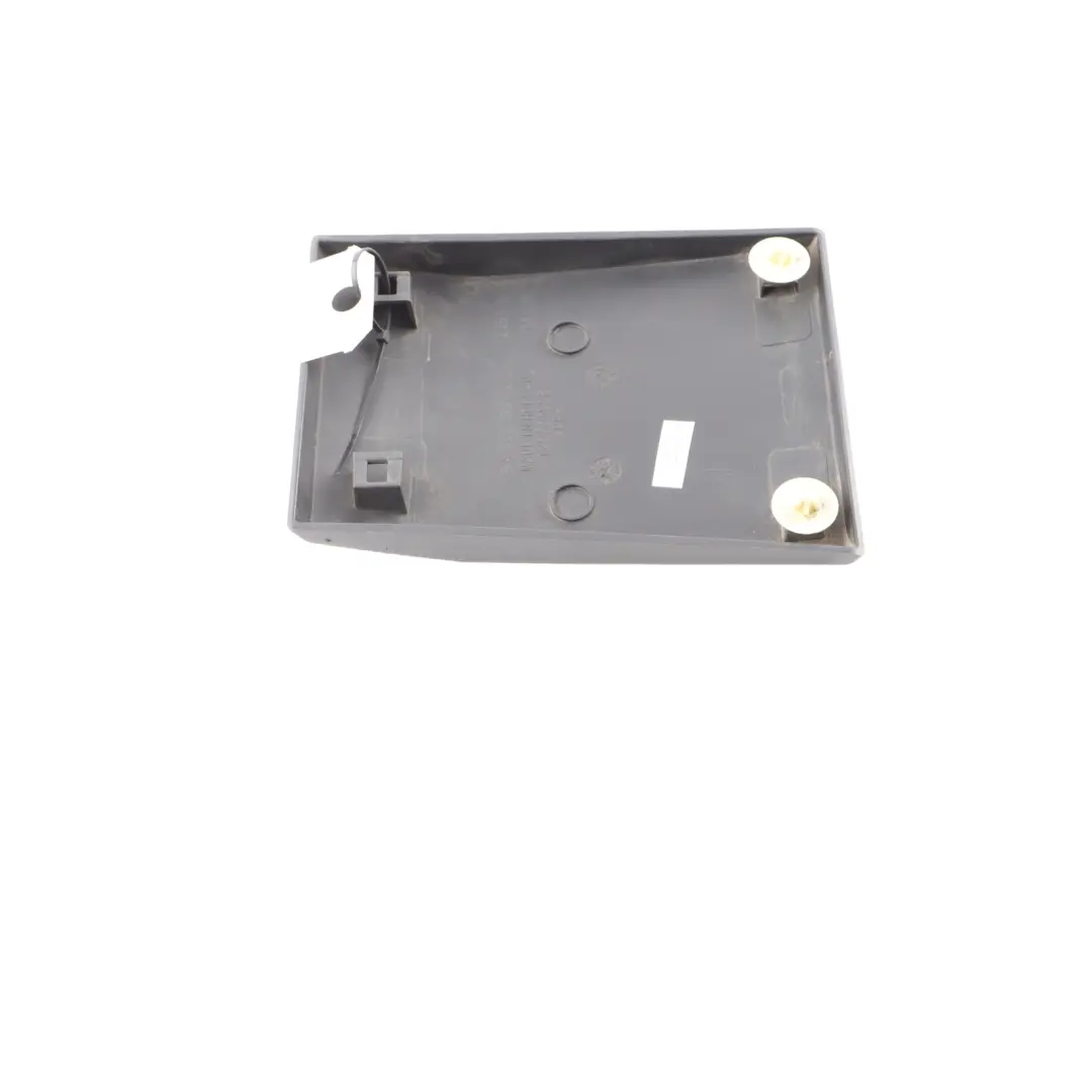 Moulure de porte avant droite pour Mercedes Sprinter W906 à propos du numéro de pièce A9066905282 Mercedes Sprinter W906 Moulure de porte avant droite - SKU A9066905282 - Numéro de pièce A9066905282