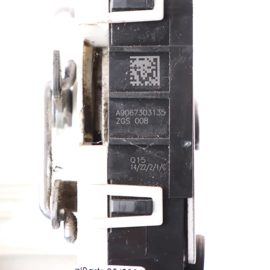 Left N/S Door Lock System Mechanism Actuator to Mercedes W906 Rear with Part number A9067303135 Mercedes W906 Rear Left N/S Door Lock System Mechanism Actuator - SKU A9067303135 - Part number A9067303135