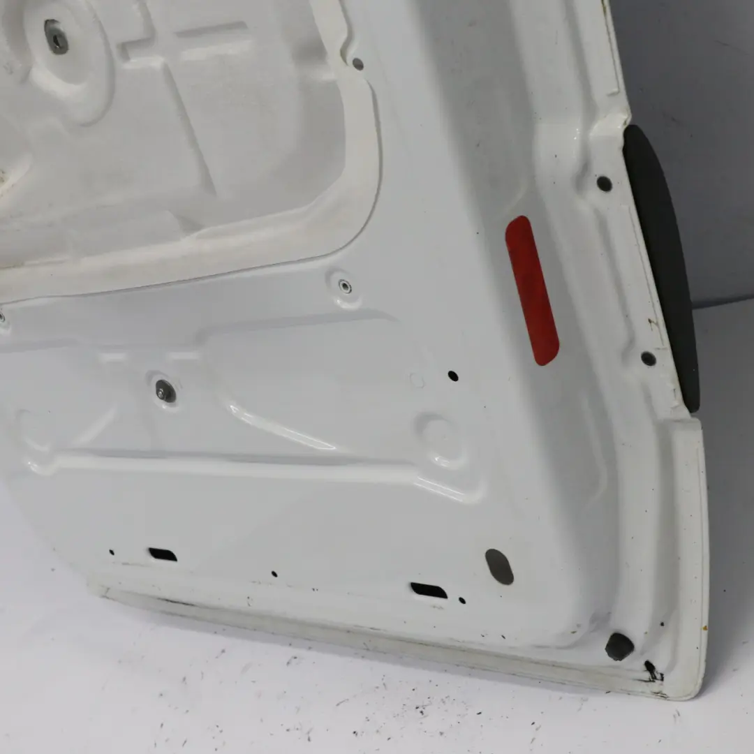 W907 W910 Drzwi Przednie Prawe Arctic White - 9147 do Mercedes Sprinter o numerze A9107203100 Mercedes Sprinter W907 W910 Drzwi Przednie Prawe Arctic White - 9147 - SKU A9107203100-ARW1 - Numer Części A9107203100