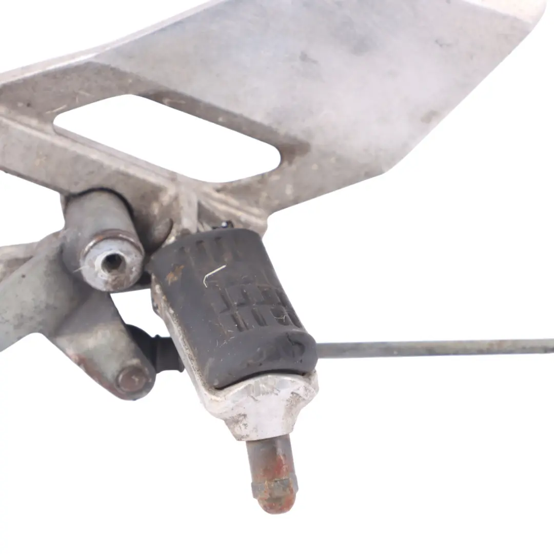 Honda CBR 3F Estribera Izquierda Soporte Estribera Pasajero - SKU MV9-L - Número de pieza MV9-L