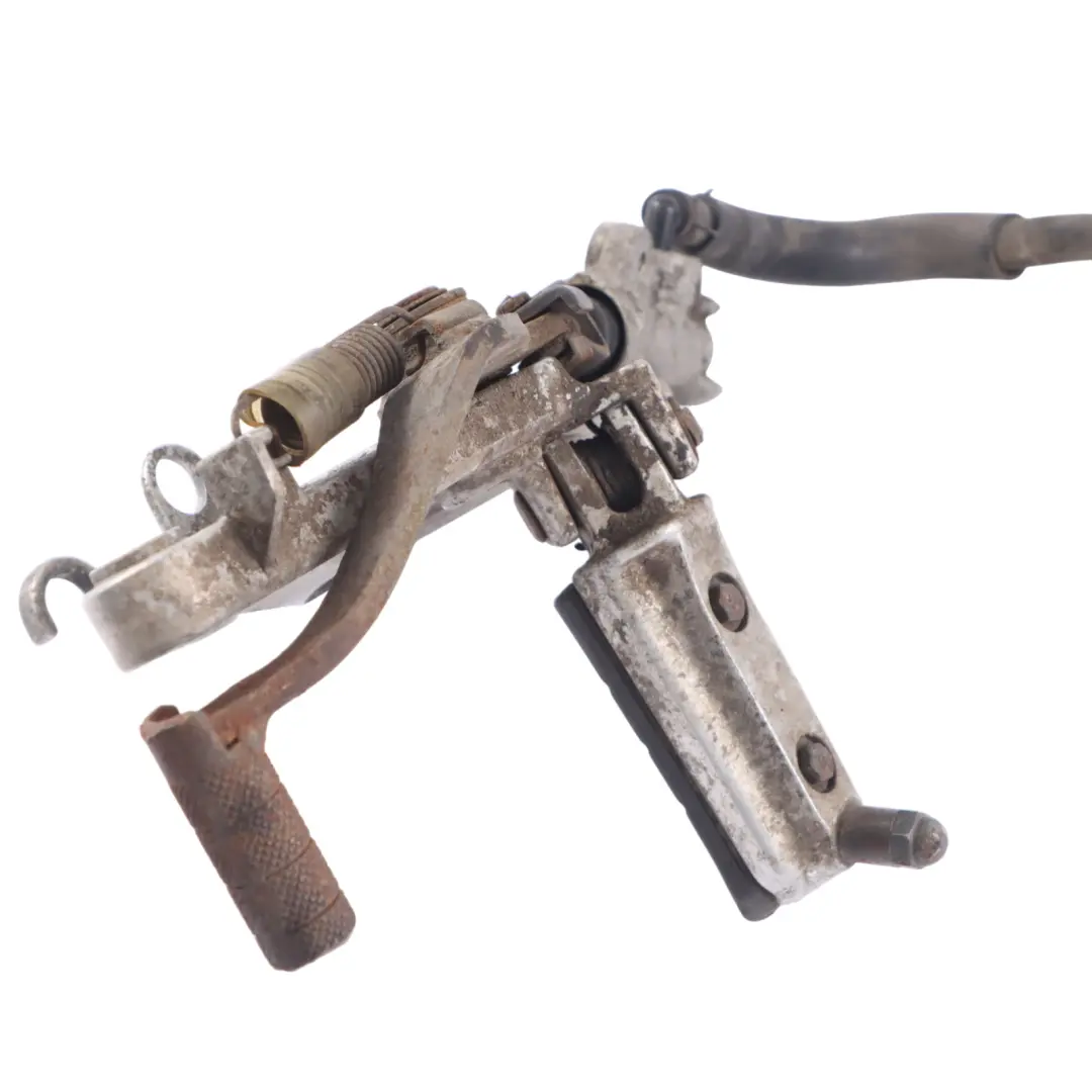 Honda CBR 3F Estribera Derecha Soporte Estribera Pasajero - SKU MV9-R - Número de pieza MV9-R