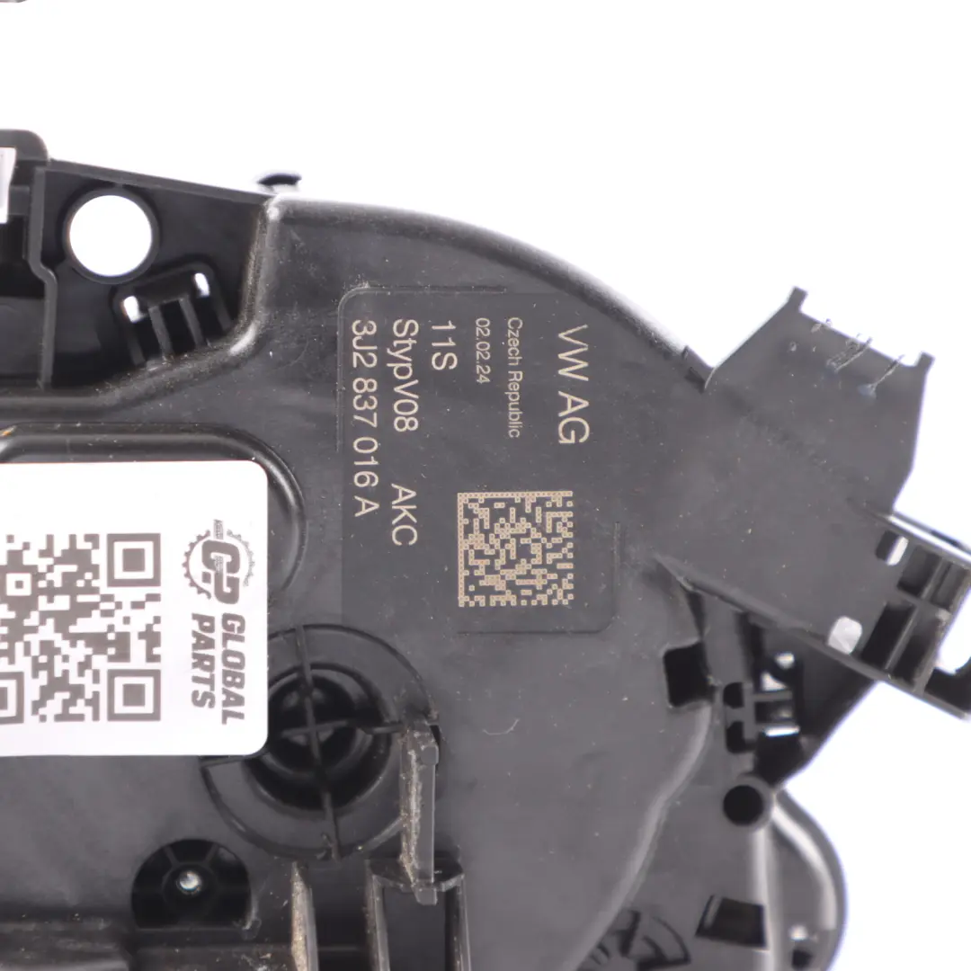 Door Lock Front Right O/S Latch Mechanism Actuator to VW Golf CD1 with Part number 3J2837016A VW Golf CD1 Door Lock Front Right O/S Latch Mechanism Actuator - SKU rhd-3J2837016A - Part number 3J2837016A