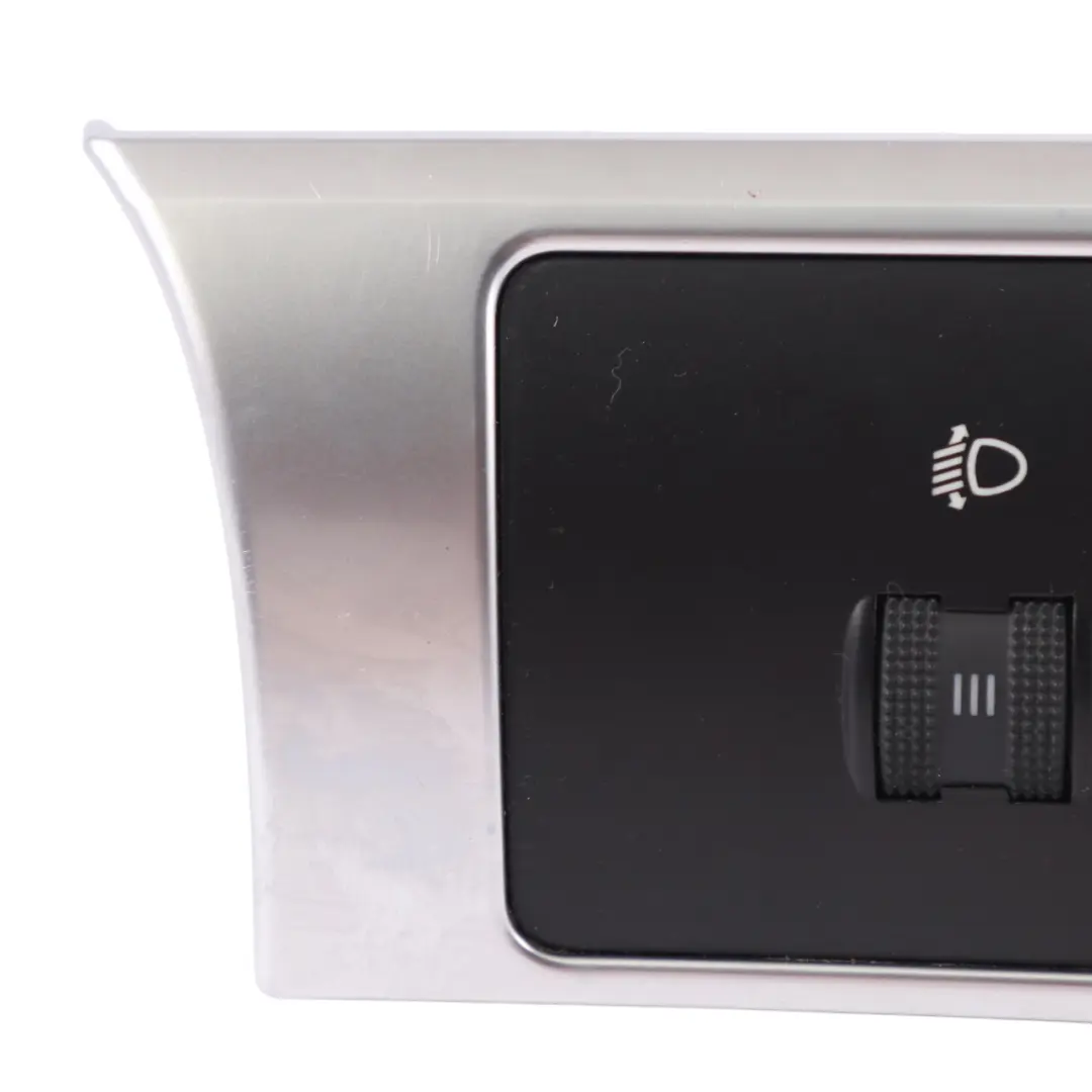 Dashboard Grille Front Right O/S Nozzle Air Vent Grille to Audi A6 C6 with Part number 4F2820902D Audi A6 C6 Dashboard Grille Front Right O/S Nozzle Air Vent Grille - SKU rhd-4F2820902D-1 - Part number 4F2820902D