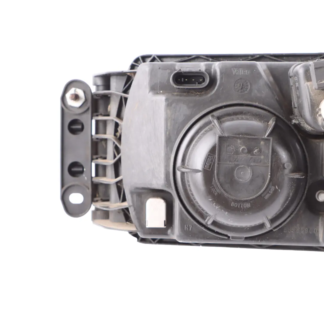 Eurocargo Headlight Headlamp Light Lamp Front Right O/S to Iveco with Part number 504026622 Iveco Eurocargo Headlight Headlamp Light Lamp Front Right O/S - SKU rhd-504026622 - Part number 504026622