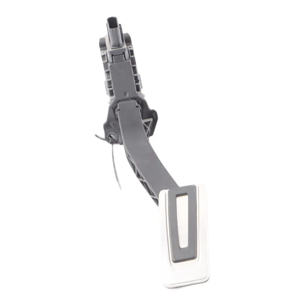 Throttle Pedal Accelerator Module Pedal Assembly to Audi A3 8V with Part number 5Q2723503D Audi A3 8V Throttle Pedal Accelerator Module Pedal Assembly - SKU rhd-5Q2723503D - Part number 5Q2723503D