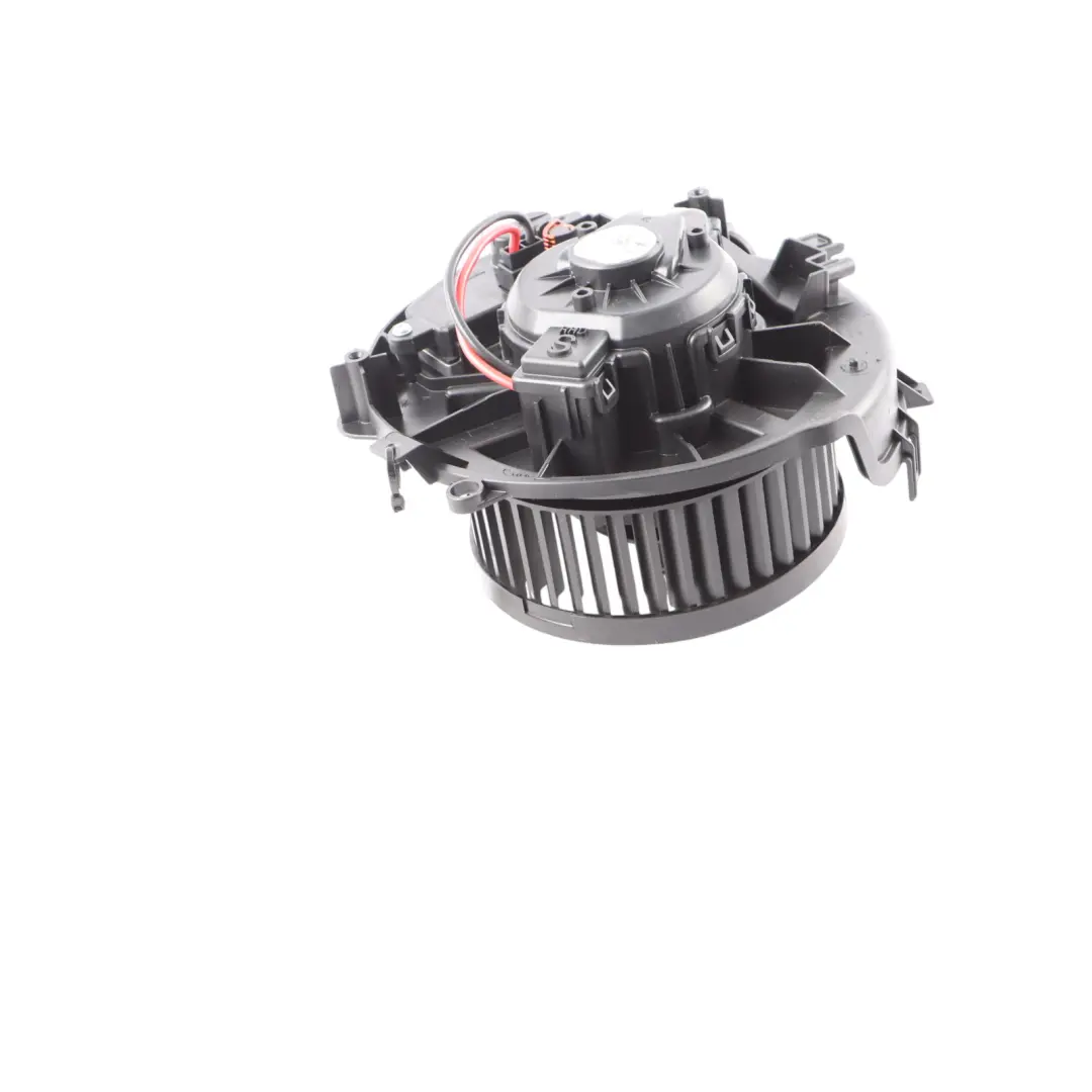 Blower Heater Ventilation Fan Motor A to Volkswagen Golf 8 CD1 1.5 eTSI with Part number 5WC819015 Volkswagen Golf 8 CD1 1.5 eTSI Blower Heater Ventilation Fan Motor A - SKU rhd-5WC819015 - Part number 5WC819015