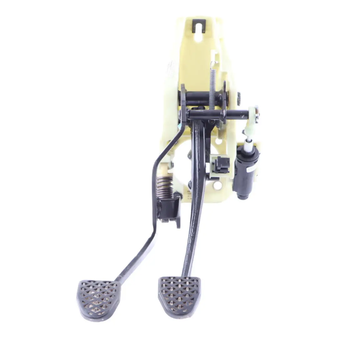 Brake Clutch Pedals Box Assembly Manual Transmission to BMW X3 F25 with Part number 6868083 BMW X3 F25 Brake Clutch Pedals Box Assembly Manual Transmission - SKU rhd-6868083 - Part number 6868083