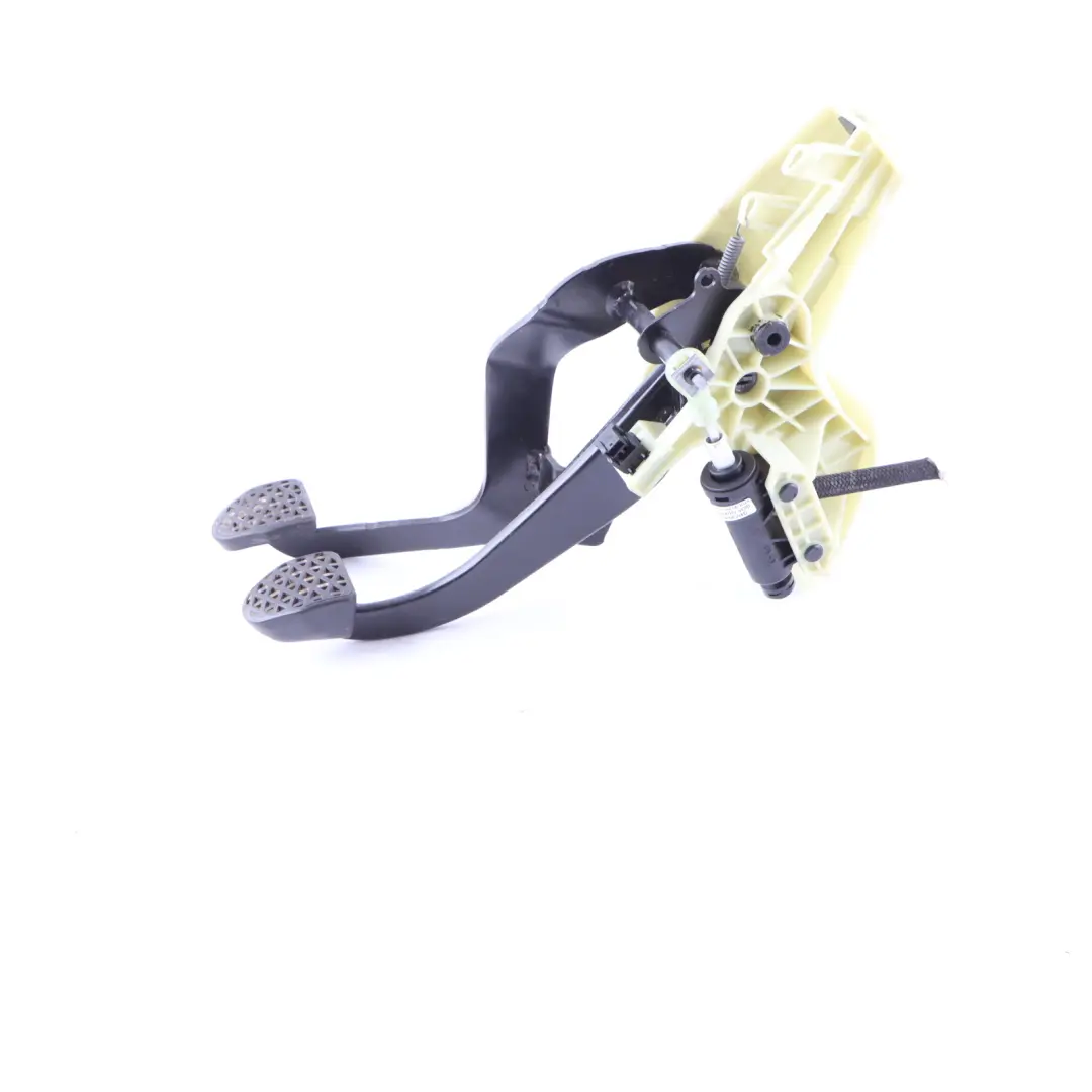 Brake Clutch Pedals Box Assembly Manual Transmission to BMW X3 F25 with Part number 6868083 BMW X3 F25 Brake Clutch Pedals Box Assembly Manual Transmission - SKU rhd-6868083 - Part number 6868083