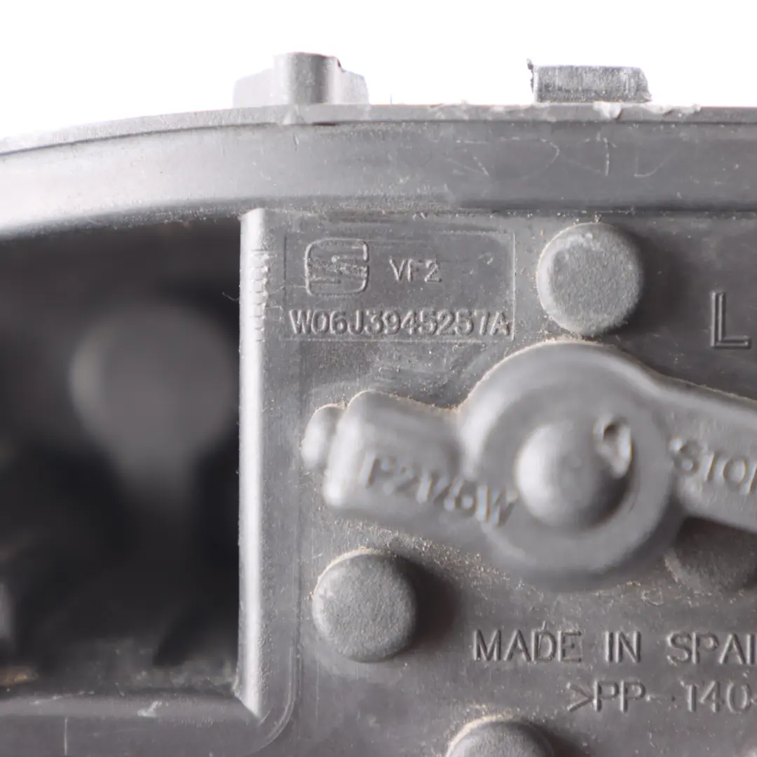 6J 5D Rear Light Lamp Bulb Left N/S Mount Carrier Holder to Seat Ibiza with Part number 6J3945257A Seat Ibiza 6J 5D Rear Light Lamp Bulb Left N/S Mount Carrier Holder - SKU RHD-6J3945257A - Part number 6J3945257A