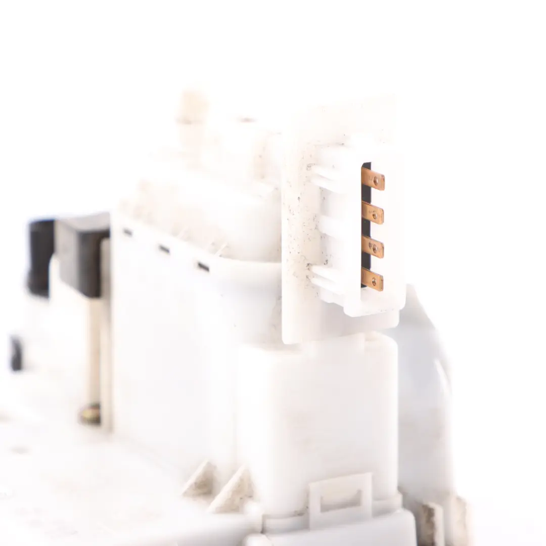 6N Door Lock Front Right O/S Latch Mechanism Actuator to Volkswagen Polo with Part number 6N2837016D Volkswagen Polo 6N Door Lock Front Right O/S Latch Mechanism Actuator - SKU rhd-6N2837016D - Part number 6N2837016D