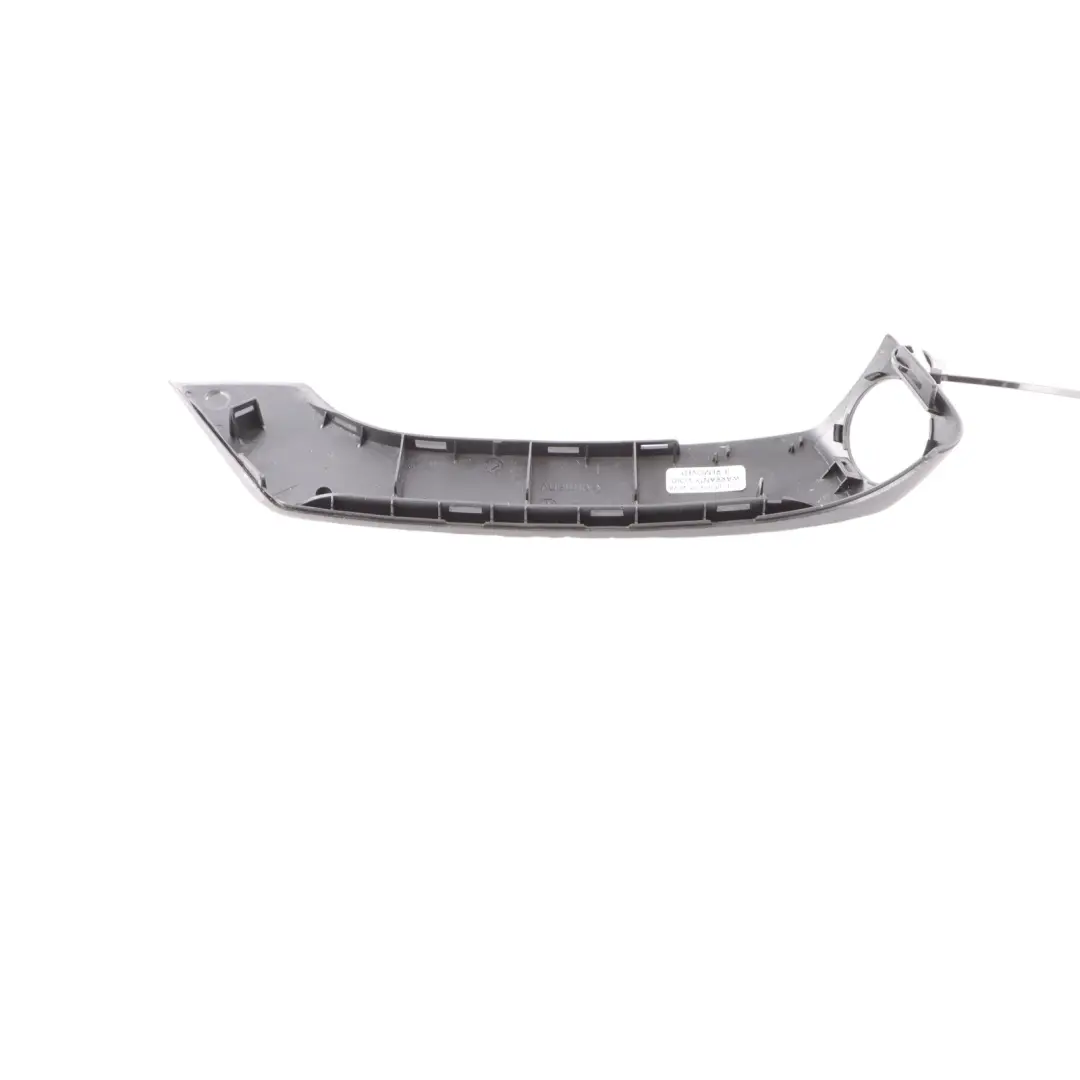 Grab Handle VW Polo 6R Interior Front Right O/S Door Grab Trim to with Part number 6R0867172M Grab Handle VW Polo 6R Interior Front Right O/S Door Grab Trim - SKU rhd-6R0867172M - Part number 6R0867172M