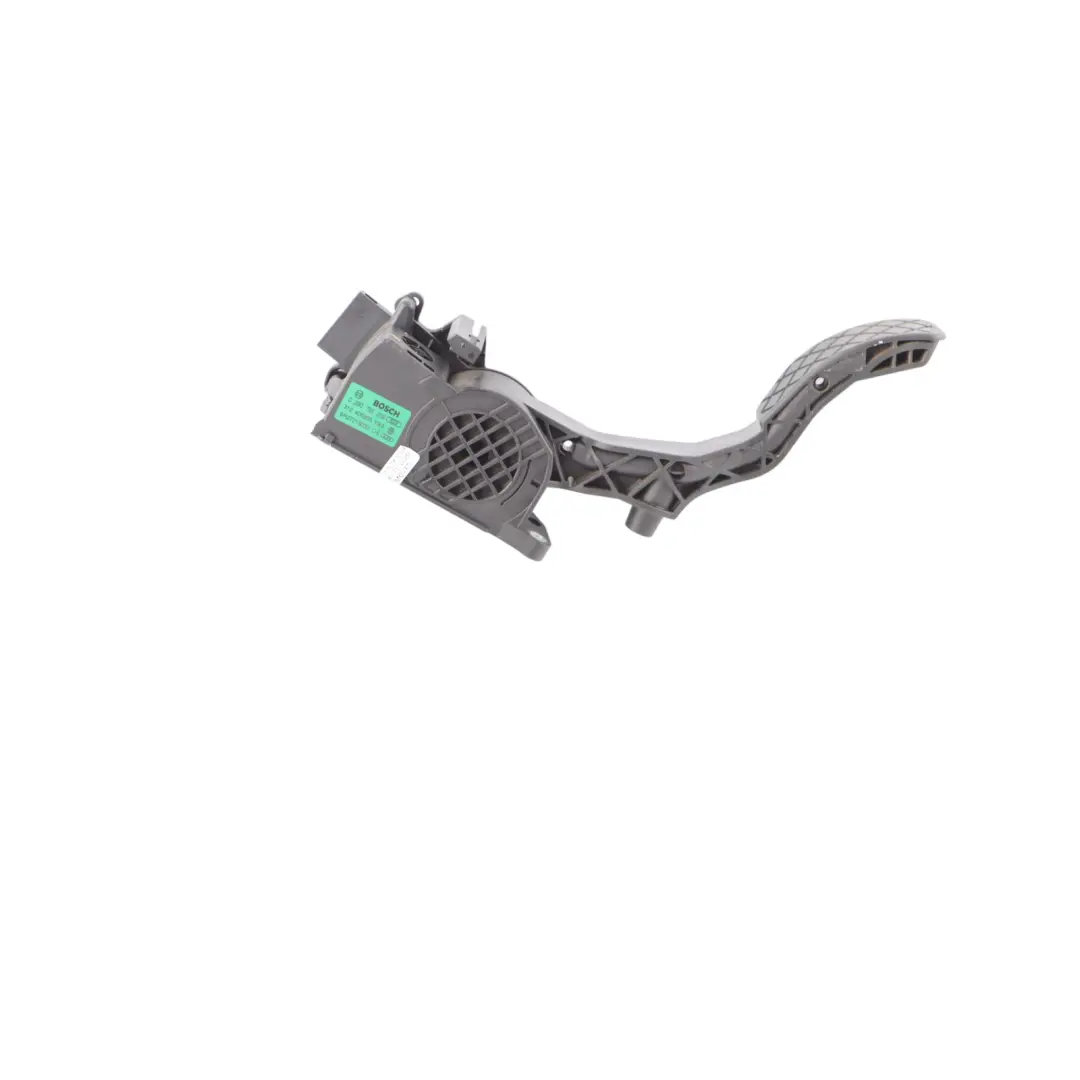 Throttle Pedal Accelerator Gas Pedal Assembly to VW Volkswagen Polo 6R with Part number 6R2721503D VW Volkswagen Polo 6R Throttle Pedal Accelerator Gas Pedal Assembly - SKU rhd-6R2721503D - Part number 6R2721503D