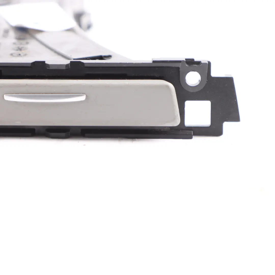 Drink Holder Right O/S Grey 7127462 to BMW 3 Series 4 E92 E93 LCI with Part number 9173468 BMW 3 Series 4 E92 E93 LCI Drink Holder Right O/S Grey 7127462 - SKU rhd-7127462-4 - Part number 9173468