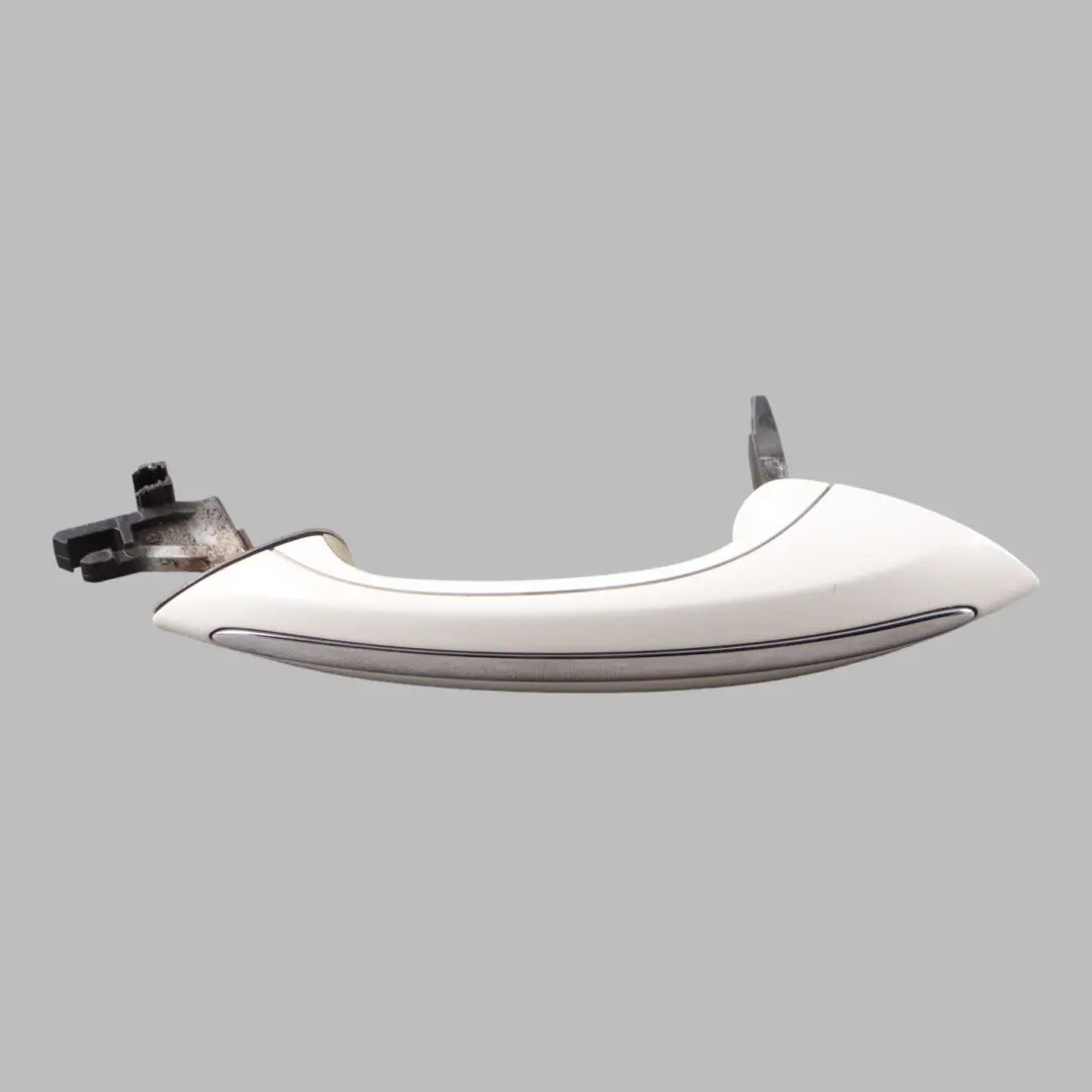 Door Handle BMW F01 F10 F11 Grab Outside Front Left N/S Alpine White - 300 to with Part number 7231929 Door Handle BMW F01 F10 F11 Grab Outside Front Left N/S Alpine White - 300 - SKU rhd-7231929-AW - Part number 7231929