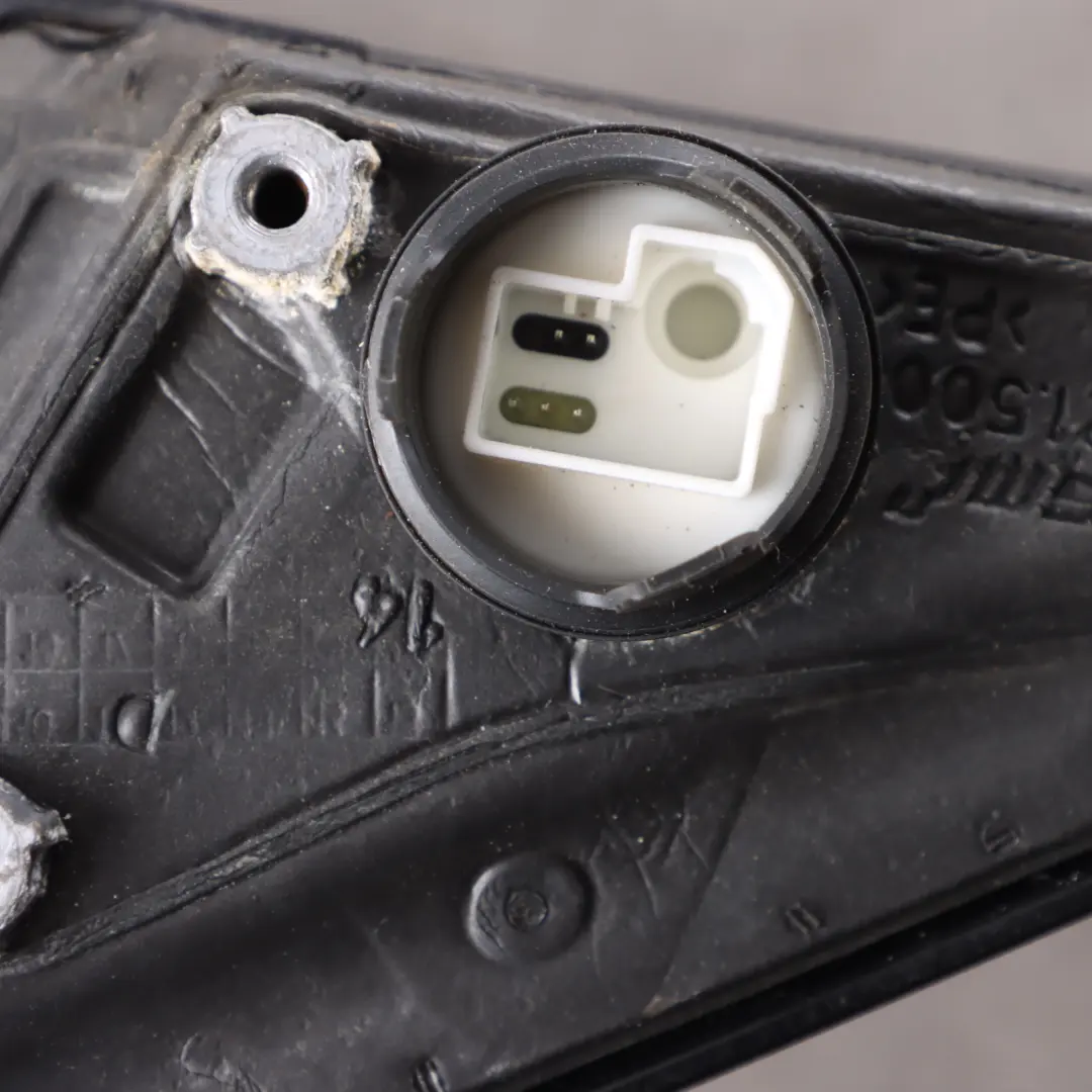 WIng Mirror BMW F32 F33 F36 Right O/S Heated High Gloss 5 Pins Alpine White 300 to with Part number 7285220 WIng Mirror BMW F32 F33 F36 Right O/S Heated High Gloss 5 Pins Alpine White 300 - SKU rhd-7285220-AW1 - Part number 7285220