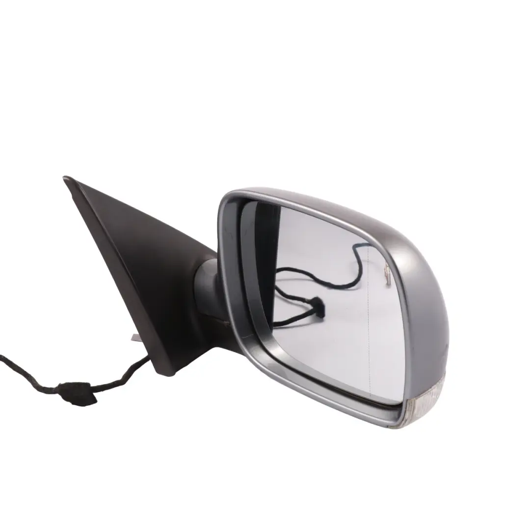 7L Right O/S Heated Door Mirror Wing Salt Lake Grey - D7Z to VW Touareg with Part number 7L6857508DB VW Touareg 7L Right O/S Heated Door Mirror Wing Salt Lake Grey - D7Z - SKU rhd-7L6857508DB-SAL - Part number 7L6857508DB