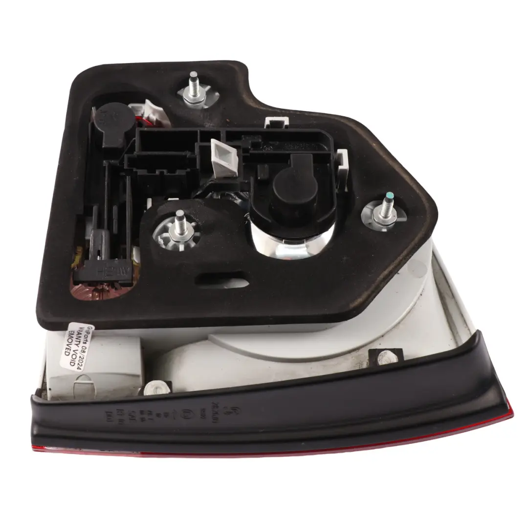 7L Rear Tail Light Left N/S Lamp Boot Inner to VW Volkswagen Touareg with Part number 7L6945093S VW Volkswagen Touareg 7L Rear Tail Light Left N/S Lamp Boot Inner - SKU rhd-7L6945093S - Part number 7L6945093S