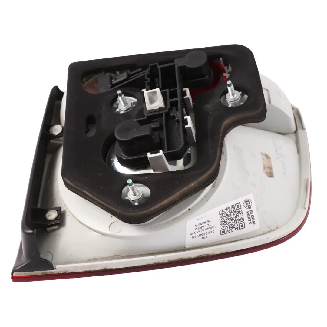 7L Rear Tail Light Left N/S Lamp Boot Inner to VW Volkswagen Touareg with Part number 7L6945093S VW Volkswagen Touareg 7L Rear Tail Light Left N/S Lamp Boot Inner - SKU rhd-7L6945093S - Part number 7L6945093S