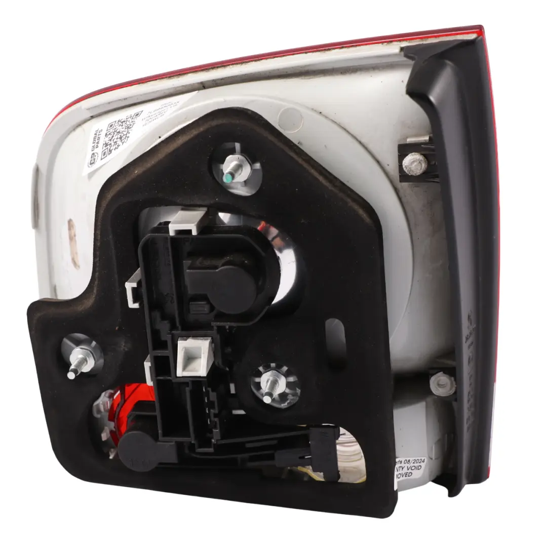 7L Rear Tail Light Left N/S Lamp Boot Inner to VW Volkswagen Touareg with Part number 7L6945093S VW Volkswagen Touareg 7L Rear Tail Light Left N/S Lamp Boot Inner - SKU rhd-7L6945093S - Part number 7L6945093S