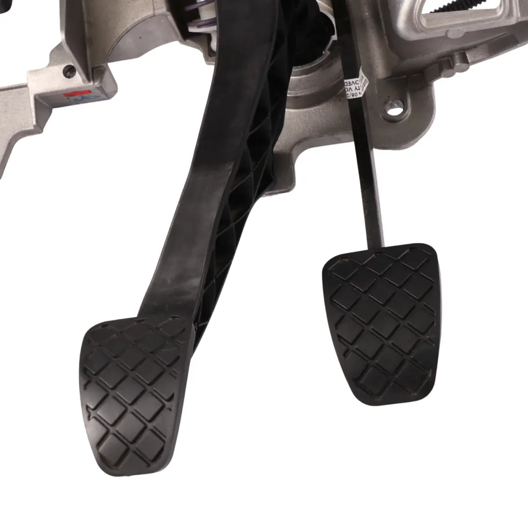 Clutch Brake Pedal Assembly Bracket Box to Audi A4 B8 2.0 TDI Diesel with Part number 8K2721316A Audi A4 B8 2.0 TDI Diesel Clutch Brake Pedal Assembly Bracket Box - SKU rhd-8K2721316A - Part number 8K2721316A