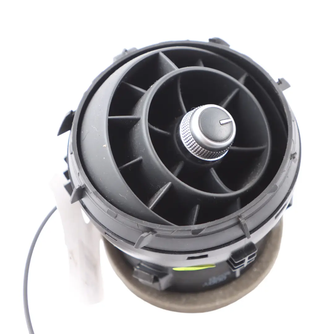 Fresh Air Vent Right O/S Dashboard Trim Panel Black to Audi A1 8X with Part number 8X2820902 Audi A1 8X Fresh Air Vent Right O/S Dashboard Trim Panel Black - SKU rhd-8X2820902 - Part number 8X2820902