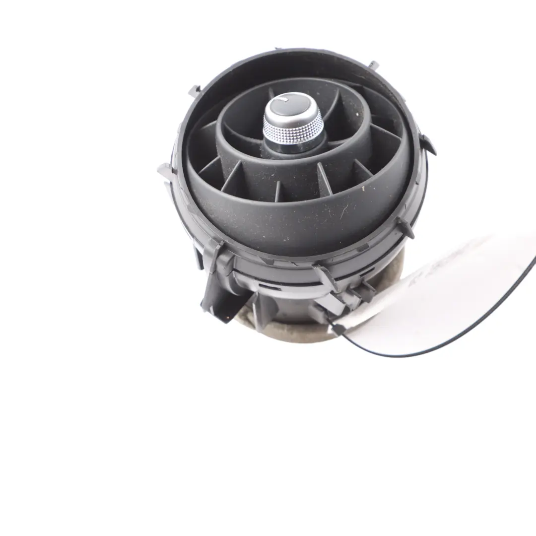 Fresh Air Vent Right O/S Dashboard Trim Panel Black to Audi A1 8X with Part number 8X2820902 Audi A1 8X Fresh Air Vent Right O/S Dashboard Trim Panel Black - SKU rhd-8X2820902 - Part number 8X2820902