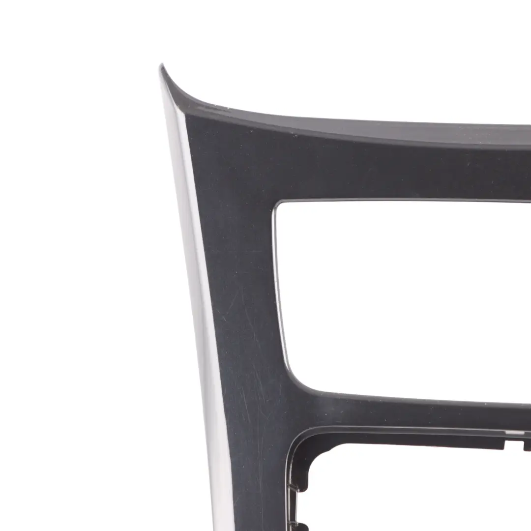 Centre Console Cover Ashtray Trim Diamant Diamond Black to BMW 3 E90 E91 E92 LCI with Part number 9170933 BMW 3 E90 E91 E92 LCI Centre Console Cover Ashtray Trim Diamant Diamond Black - SKU rhd-9170933 - Part number 9170933