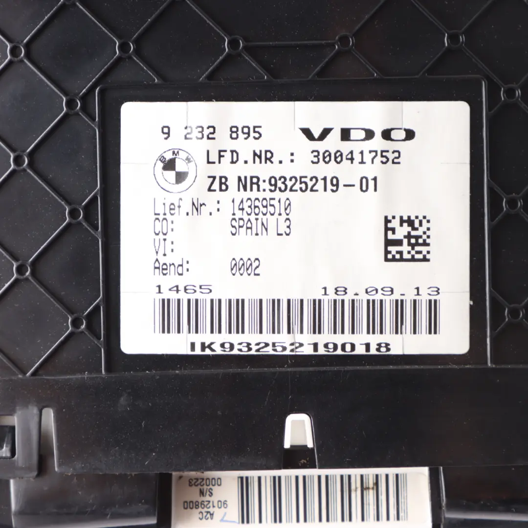 Instrument Cluster Speedo Clocks MPH Automatic to BMW 3 4 F30 F31 F32 with Part number 9325219 BMW 3 4 F30 F31 F32 Instrument Cluster Speedo Clocks MPH Automatic - SKU rhd-9325219 - Part number 9325219