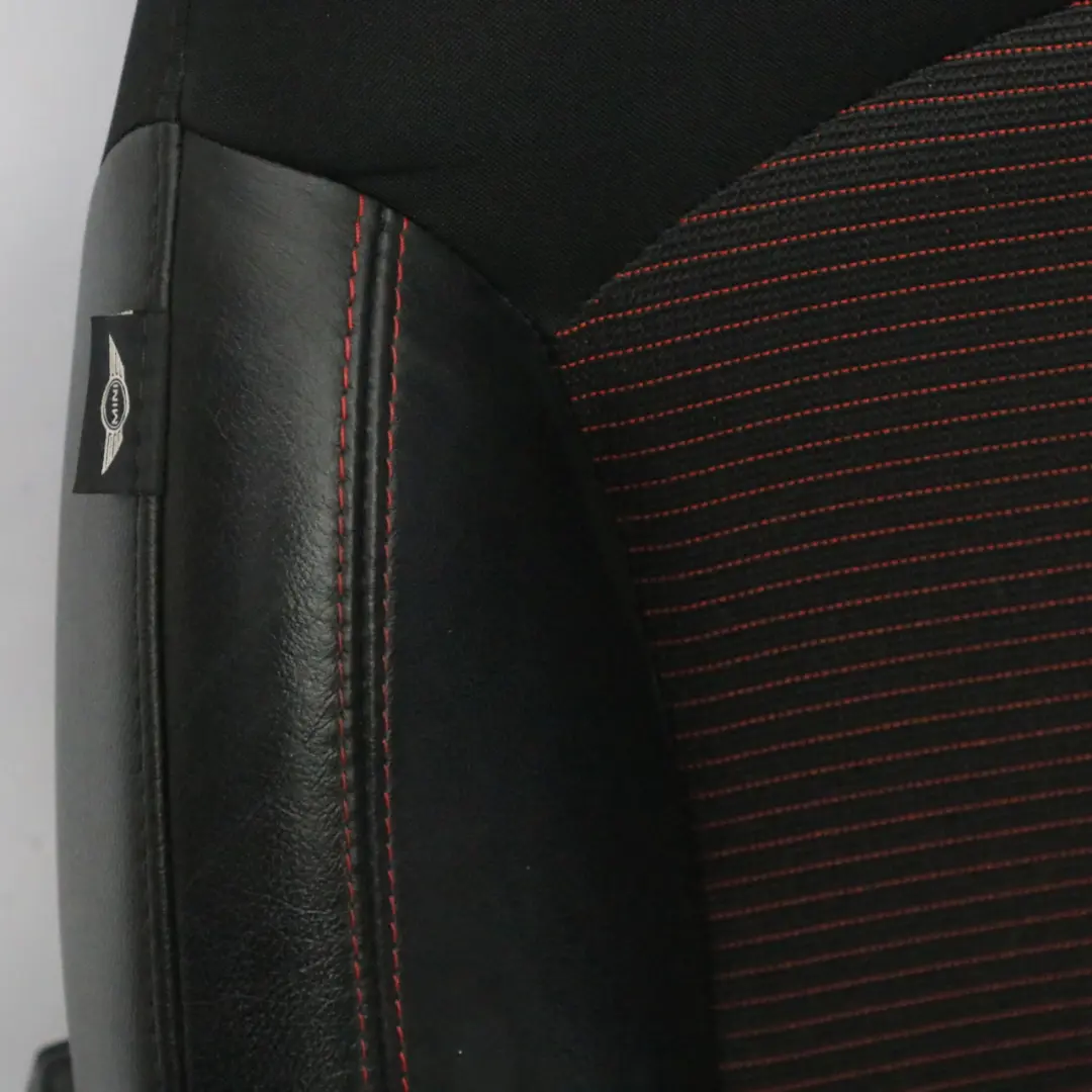 Siège avant Mini R60 Countryman gauche Sport Cloth Leather Parallel Lines Red pour à propos du numéro de pièce 9805155 Siège avant Mini R60 Countryman gauche Sport Cloth Leather Parallel Lines Red - SKU 9805155-2 - Numéro de pièce 9805155