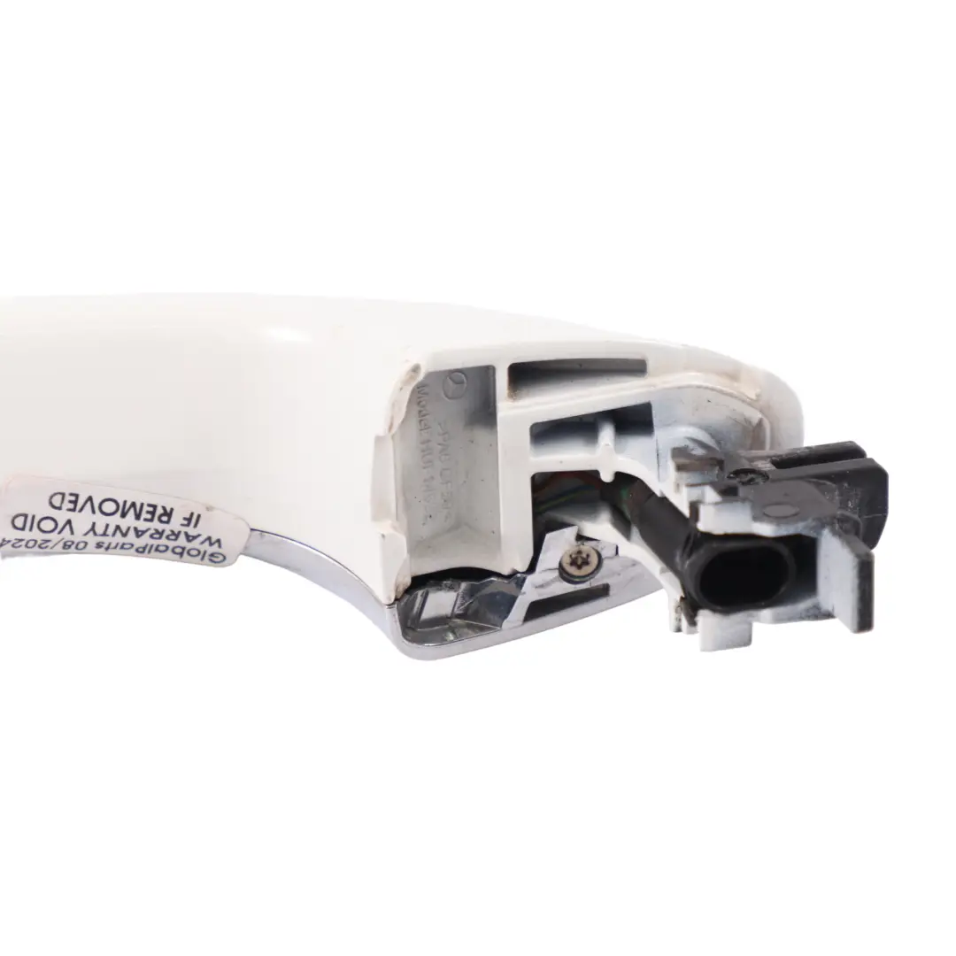 Door Exterior Handle Front Right O/S Polar White - 149 to Mercedes W205 with Part number A0997604801 Mercedes W205 Door Exterior Handle Front Right O/S Polar White - 149 - SKU rhd-A0997604801-POL - Part number A0997604801