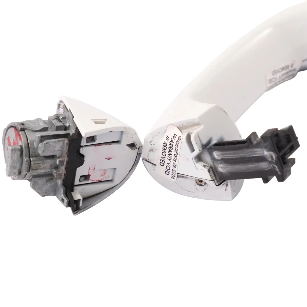 Door Exterior Handle Front Right O/S Polar White - 149 to Mercedes W205 with Part number A0997604801 Mercedes W205 Door Exterior Handle Front Right O/S Polar White - 149 - SKU rhd-A0997604801-POL - Part number A0997604801