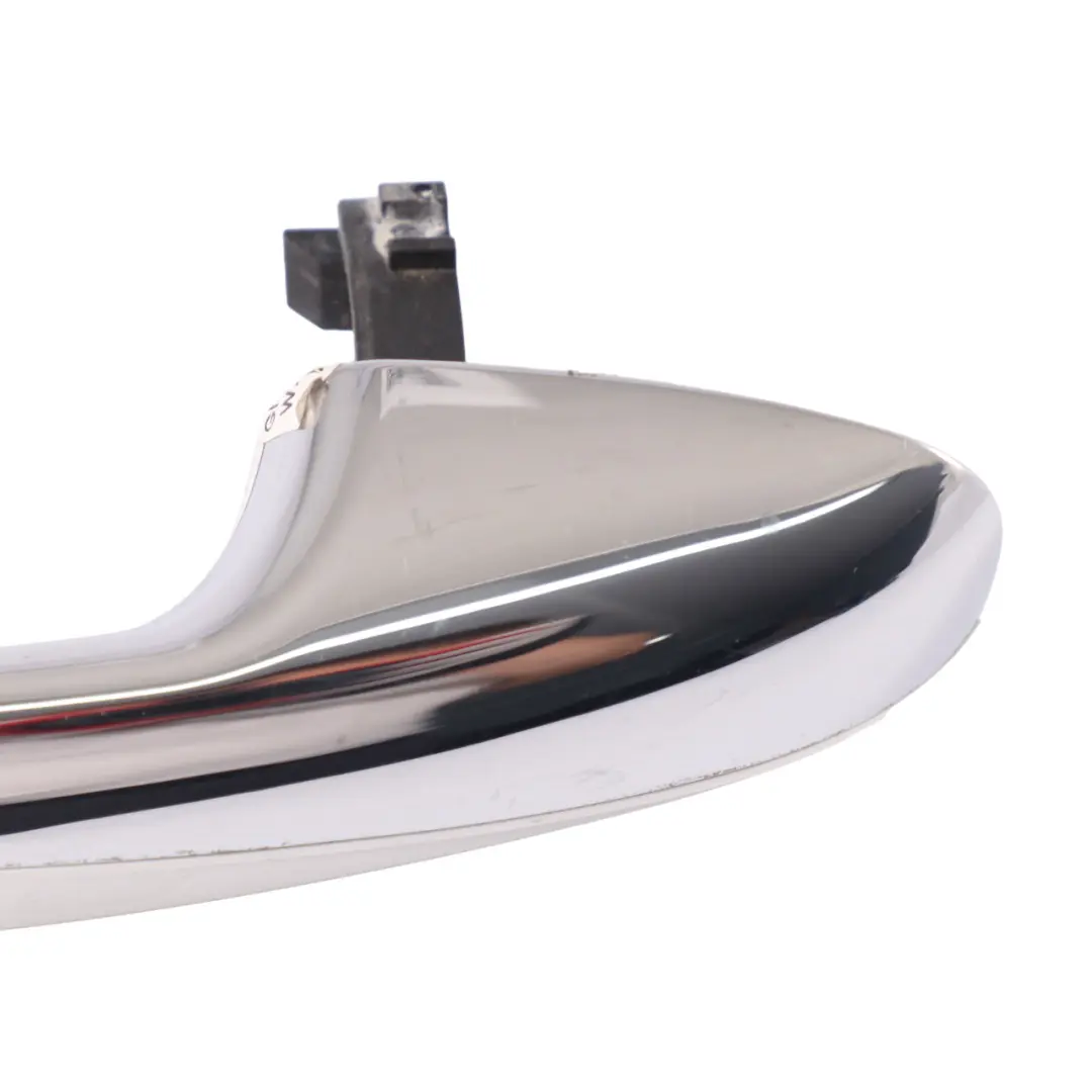 Right O/S Rear Door Exterior Handle Polar White - 149 to Mercedes W205 with Part number A0997605501 Mercedes W205 Right O/S Rear Door Exterior Handle Polar White - 149 - SKU rhd-A0997605501-POL - Part number A0997605501