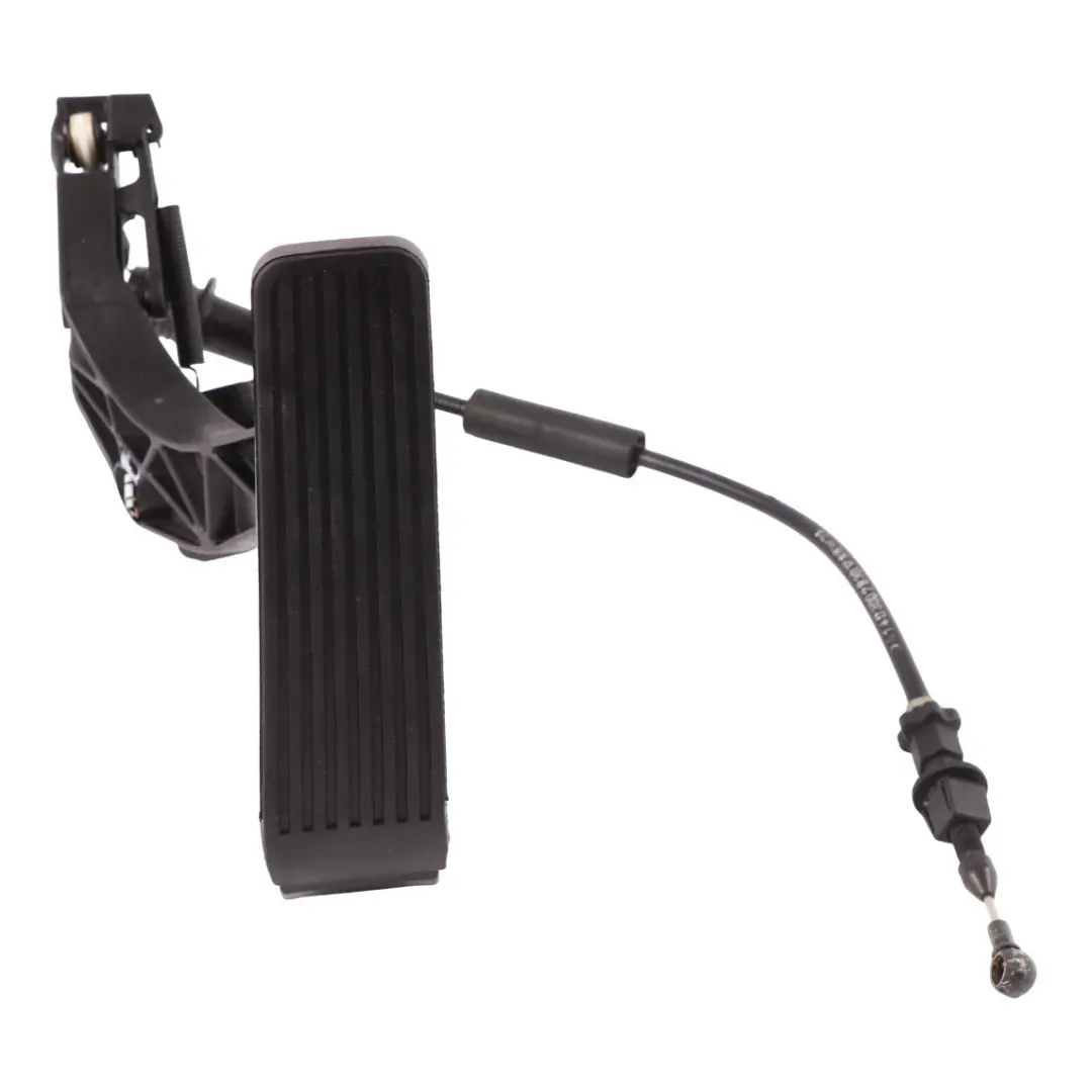 Throttle Pedal Accelerator Gas Pedal Assembly to Mercedes C140 with Part number A1403011420 Mercedes C140 Throttle Pedal Accelerator Gas Pedal Assembly - SKU RHD-A1403011420 - Part number A1403011420