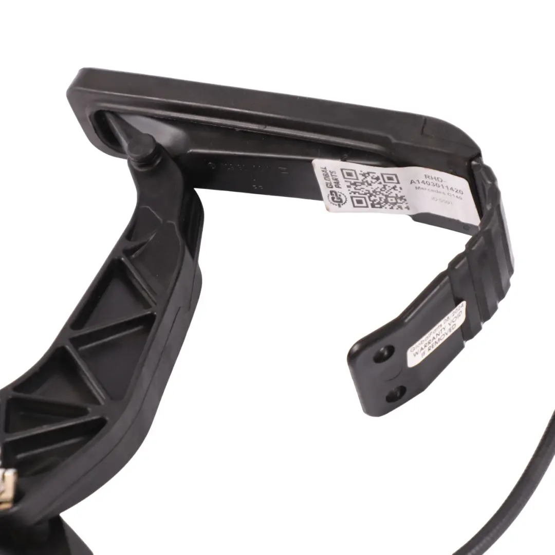 Throttle Pedal Accelerator Gas Pedal Assembly to Mercedes C140 with Part number A1403011420 Mercedes C140 Throttle Pedal Accelerator Gas Pedal Assembly - SKU RHD-A1403011420 - Part number A1403011420