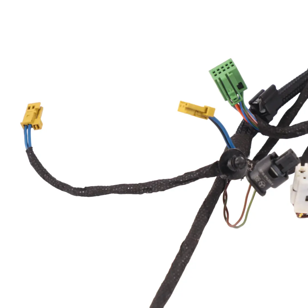 Front Door Electrical Wiring Harness Left N/S to Mercedes W205 with Part number A2055408240 Mercedes W205 Front Door Electrical Wiring Harness Left N/S - SKU RHD-A2055408240 - Part number A2055408240