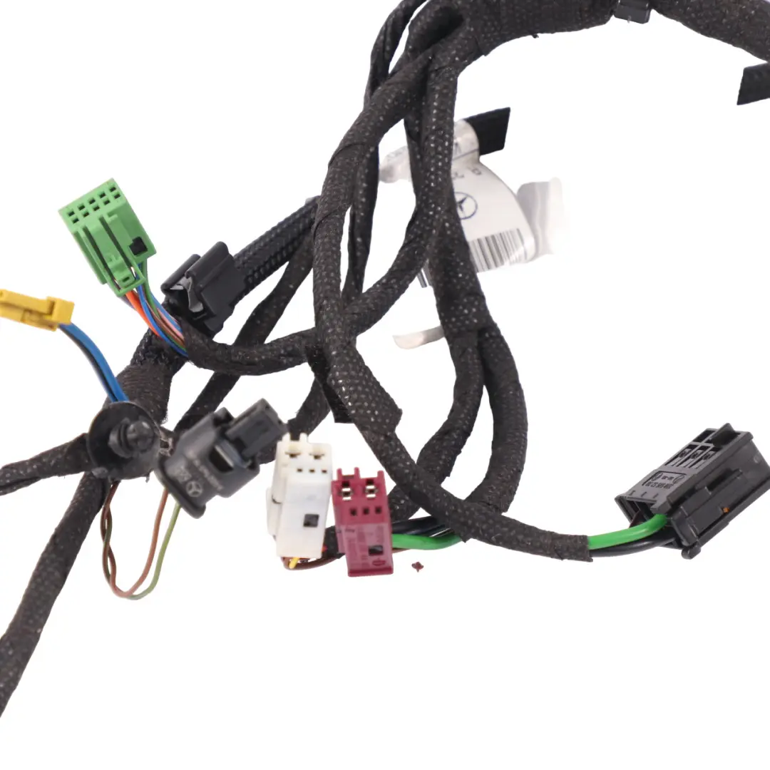 Front Door Electrical Wiring Harness Left N/S to Mercedes W205 with Part number A2055408240 Mercedes W205 Front Door Electrical Wiring Harness Left N/S - SKU RHD-A2055408240 - Part number A2055408240