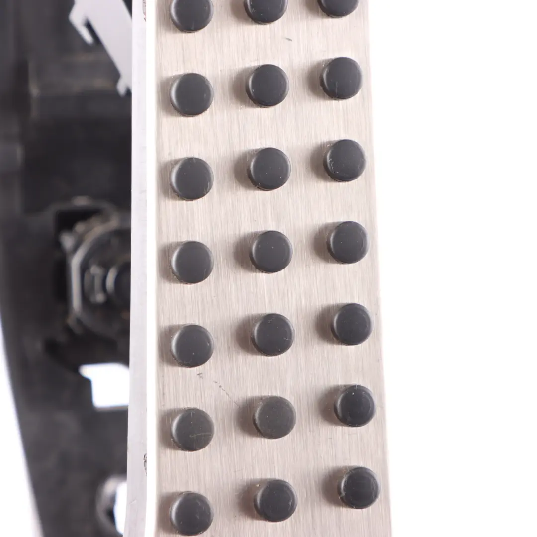 W219 Accelerator Throttle Pedal to Mercedes S211 W211 with Part number A2113000504 Mercedes S211 W211 W219 Accelerator Throttle Pedal - SKU rhd-A2113000504-1 - Part number A2113000504
